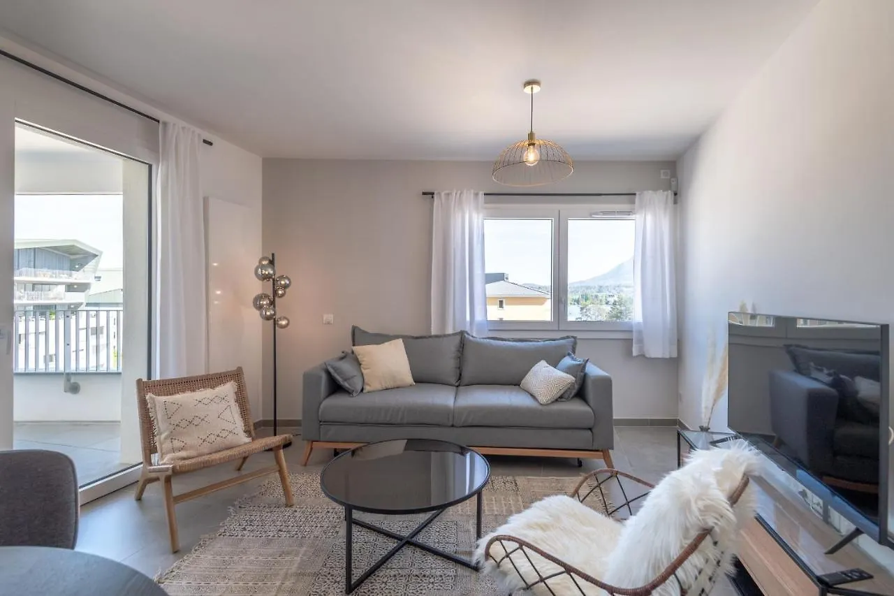 Apartament Belvedere Furnished Flat Annecy 0*,  Francja