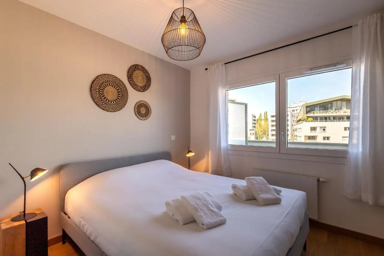 Apartament Belvedere Furnished Flat Annecy Francja