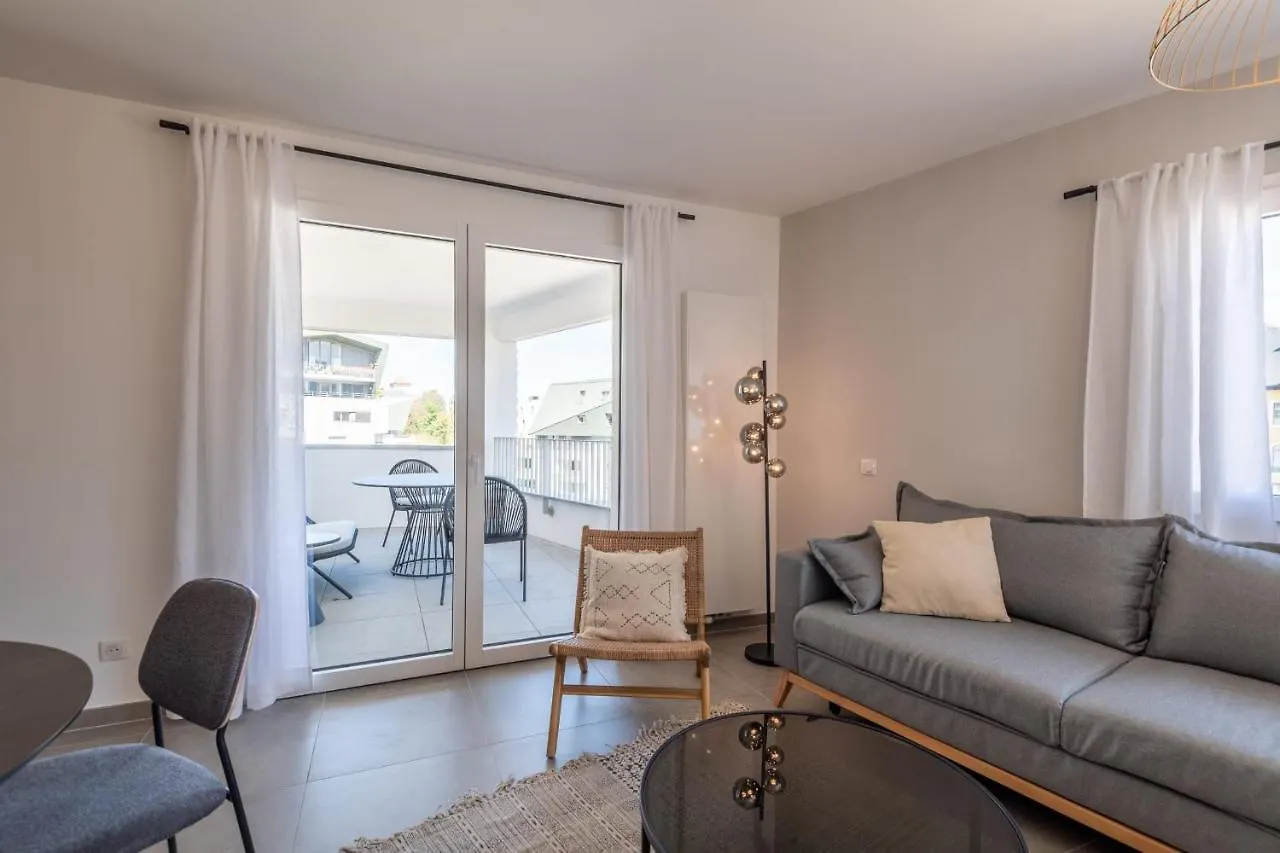 Appartement Belvedere Furnished Flat à Annecy France